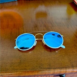 Ray Ban sunglasses in very good condition only worn a few times.